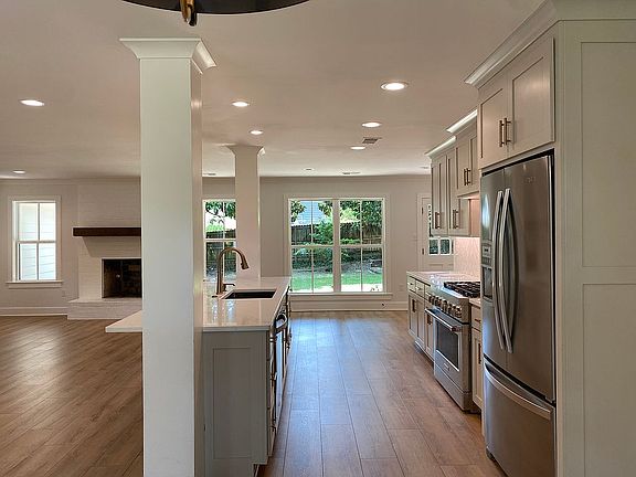 3rd image of 7366 Cornuta Ln