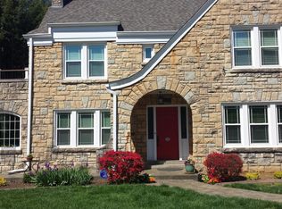 1825 Overlook Ter, Louisville, KY 40205