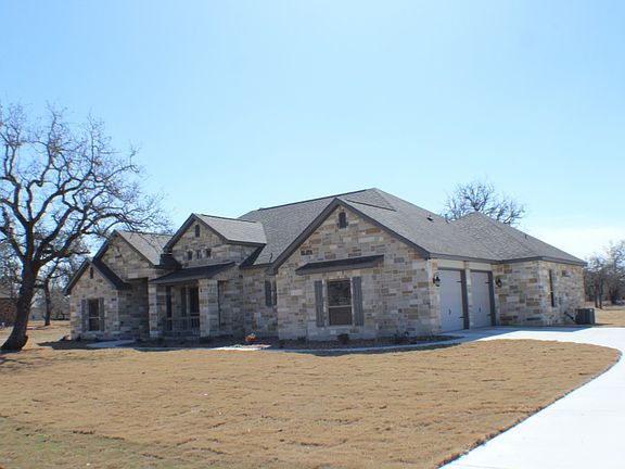 2nd image of 104 Woodlands Dr
