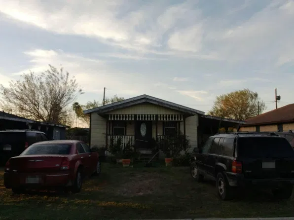 303 W 7th St, Los Fresnos, TX 78566