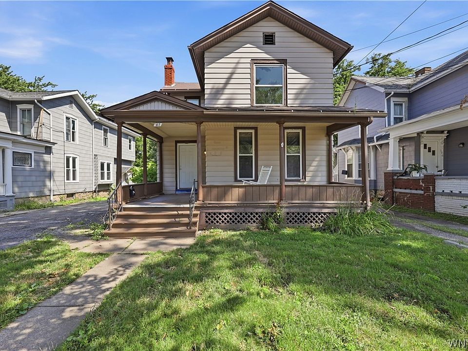 1st image of 102 Elmwood Ave