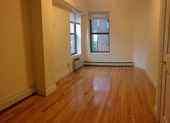 Rented by R&R Management | media 38