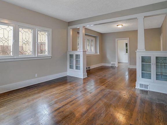 3rd image of 1114 Walker Ave NW