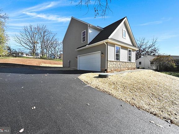 5th image of 35 Keeler Ave
