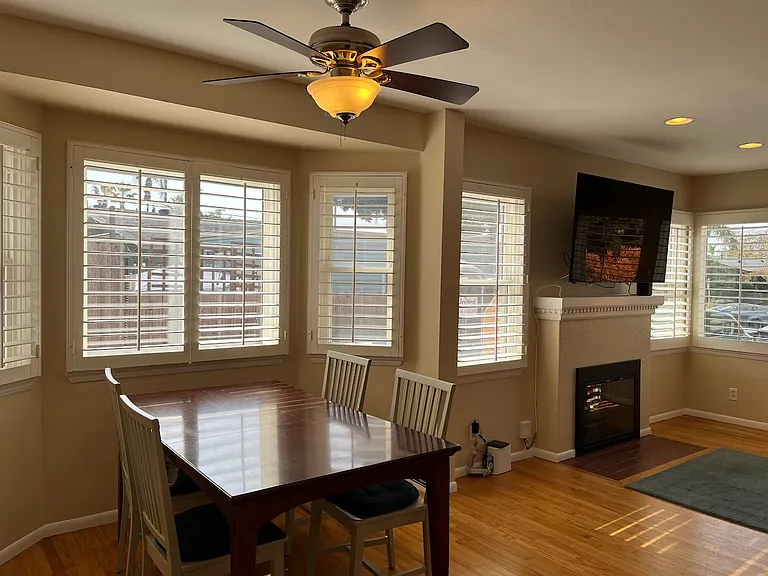4415 Swift Ave — Photo 3