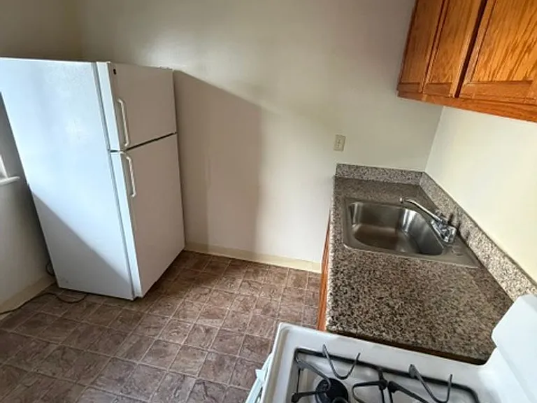 1537 8th Ave, Oakland, CA 94606 — Photo 5
