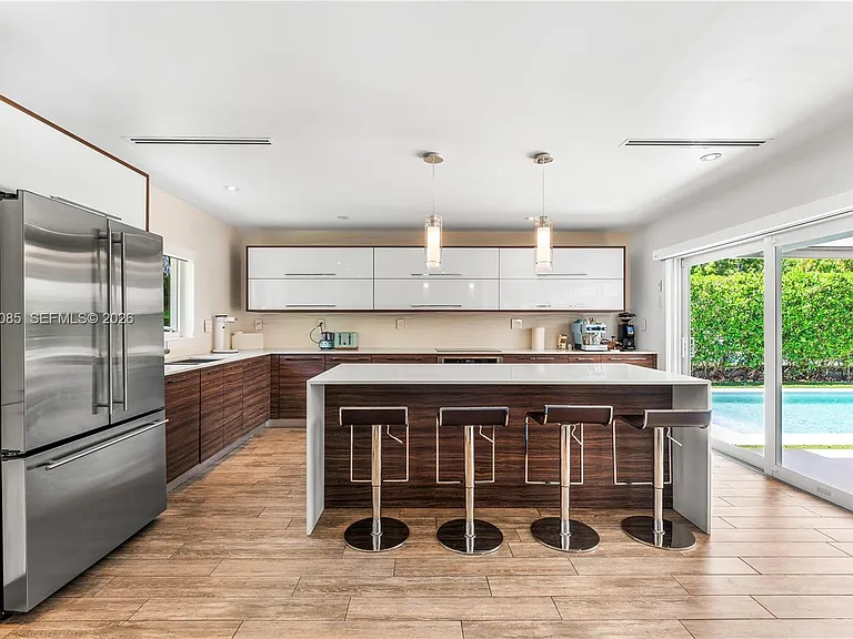 1531 Consolata Ave — Photo 17