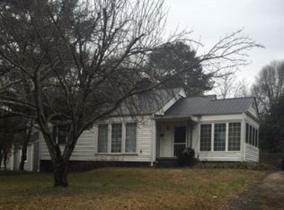 60 W Lake Dr, Athens, GA 30606