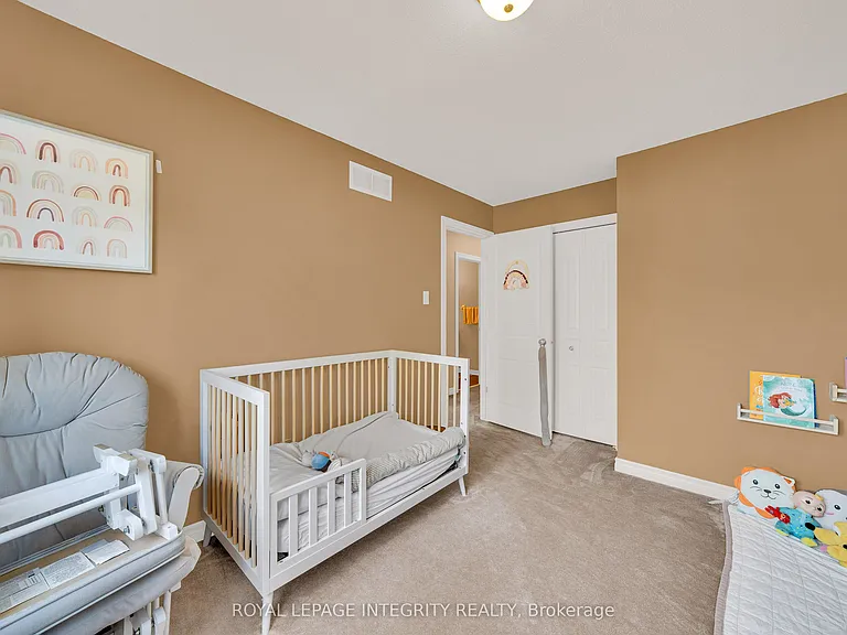 175 Hornchurch Ln — Photo 24