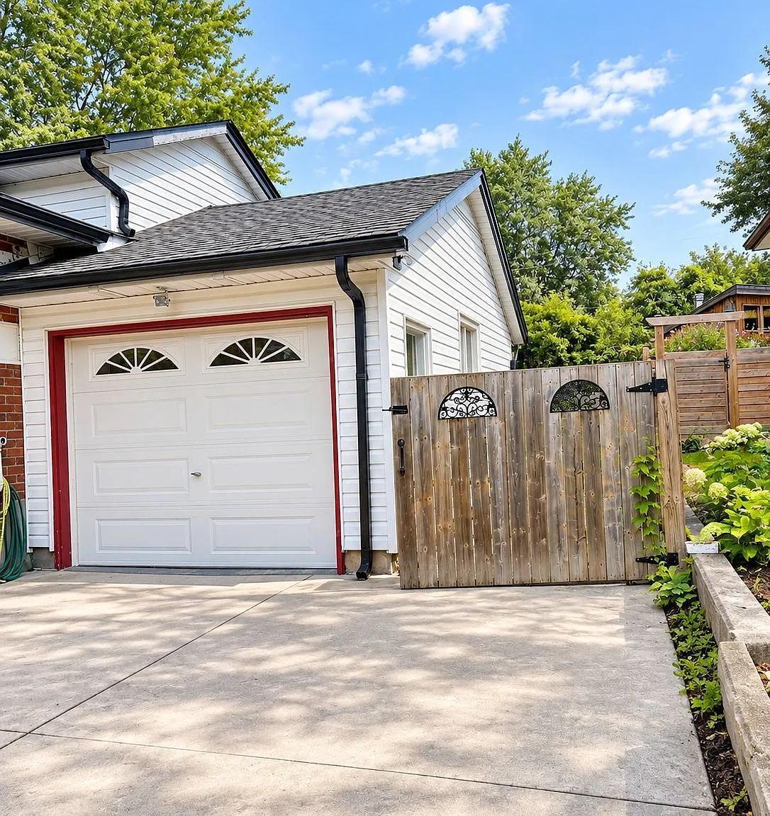 2 bed, $2,000 — Photo 1