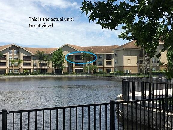 2nd image of 1450 Villa Capri Cir APT 309