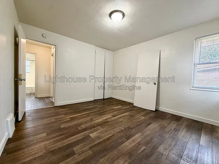 1205 Ottillia St SE #D — Photo 6