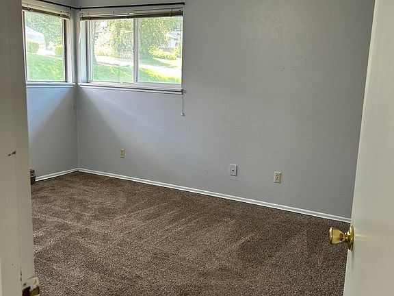 4th image of 604 Terry St #604