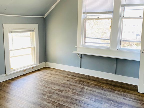 5th image of 120 Asher St APT 3