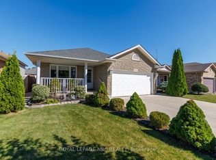 8057 Citation Rd, Niagara Falls, ON L2H3E5
