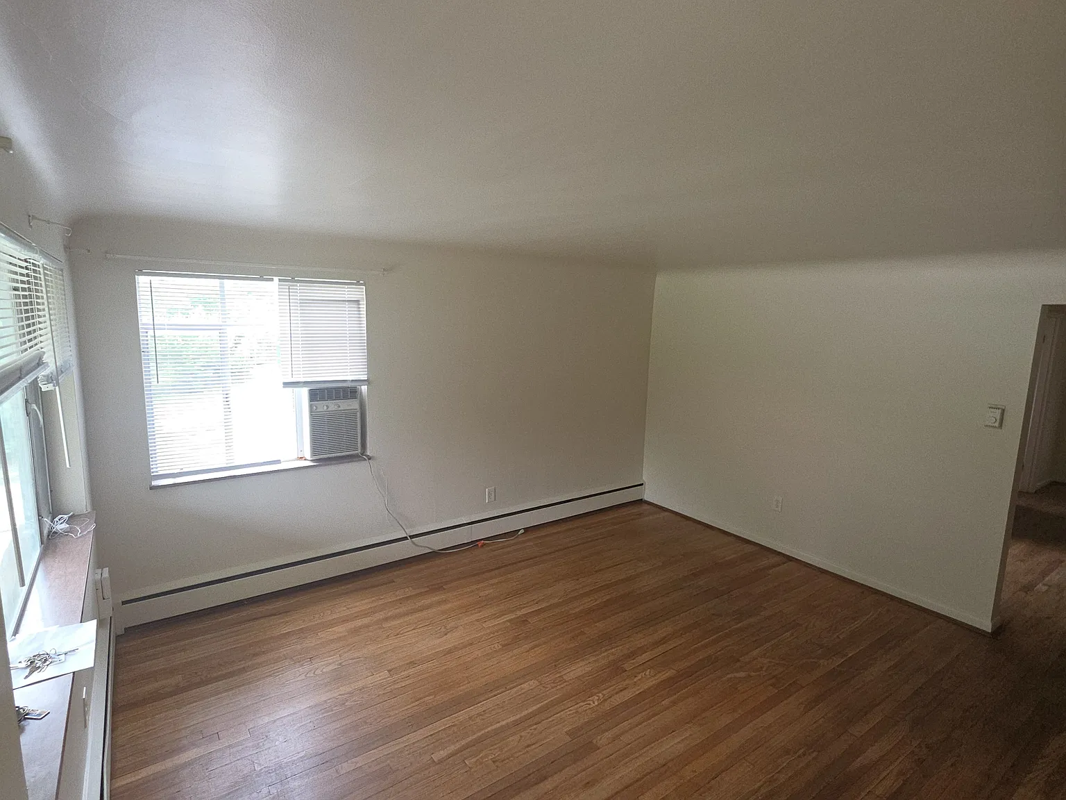 2 bed, 750 sqft, $1,150 — Photo 3