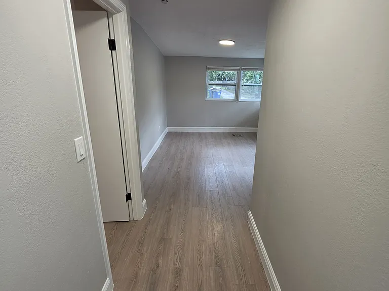 1800 27th Ave N #1/2 — Photo 14