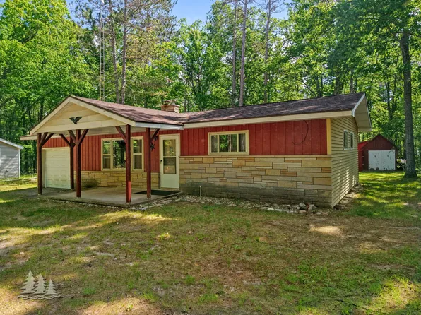 3322 Terrace Dr, Lewiston, MI 49756