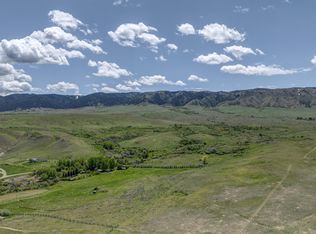 6 Travares Rd, Casper, WY 82604