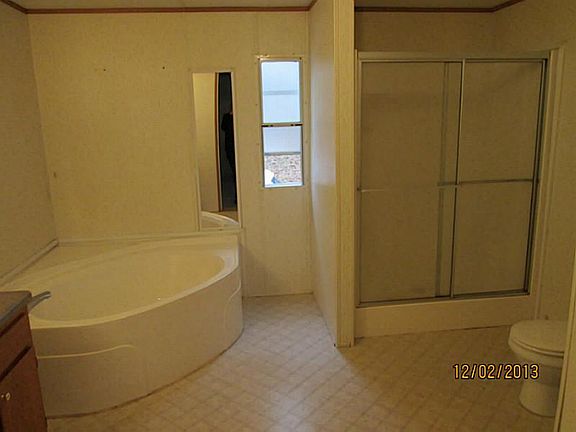 4th image of 180 Teakwood Dr