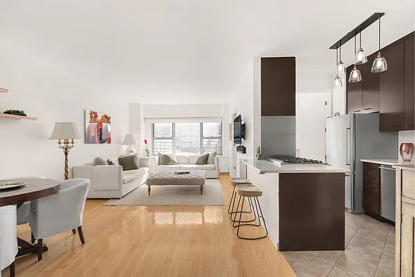 Sold by Compass | media 1