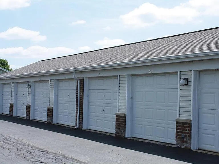 Single Car Garages