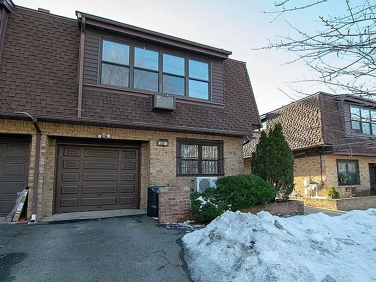 1st image of 6136 233rd St #P