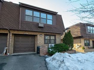 6136 233rd St #P, Oakland Gardens, NY 11364