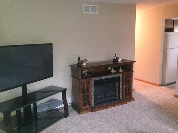 3rd image of 5414 S Nicholson Ave #5414A