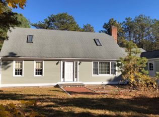 13 Brookside Cir, Mashpee, MA 02649