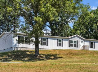 1104 Corum Hill Rd, Castalian Springs, TN 37031