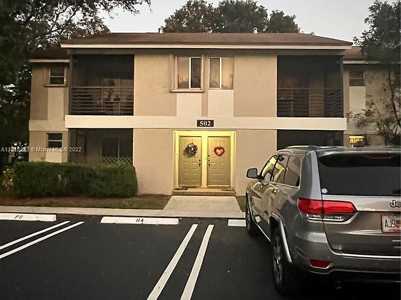 2nd image of 502 Gardens Dr APT 101