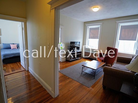 5th image of 9 Egremont Rd APT 9