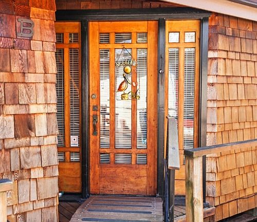 Exterior Entry
