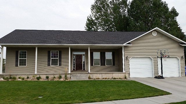 1st image of 129 Ponderosa Ave
