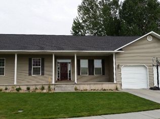 129 Ponderosa Ave, Rexburg, ID 83440