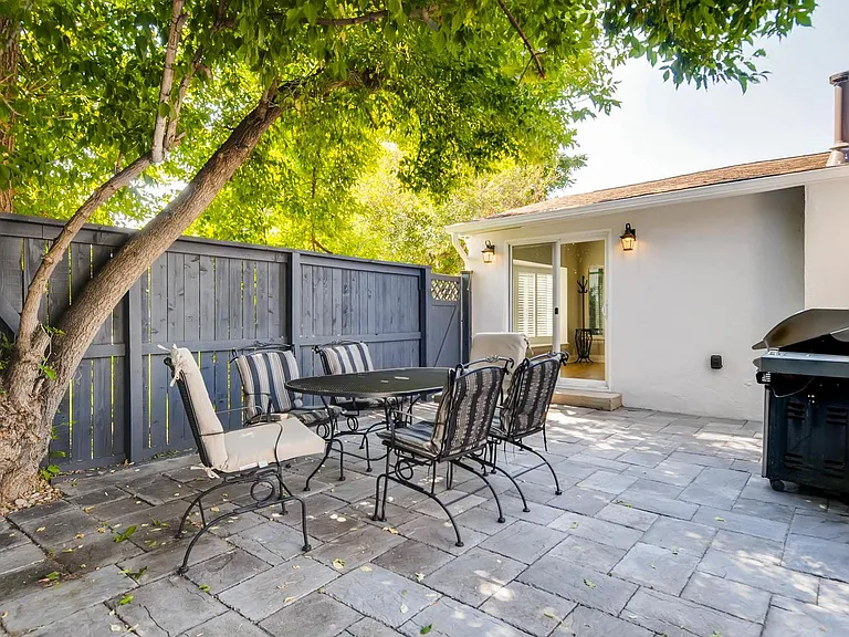 1571 S Corona St — Photo 31