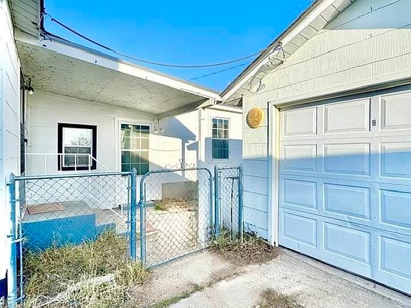 5th image of 409 Margaret St