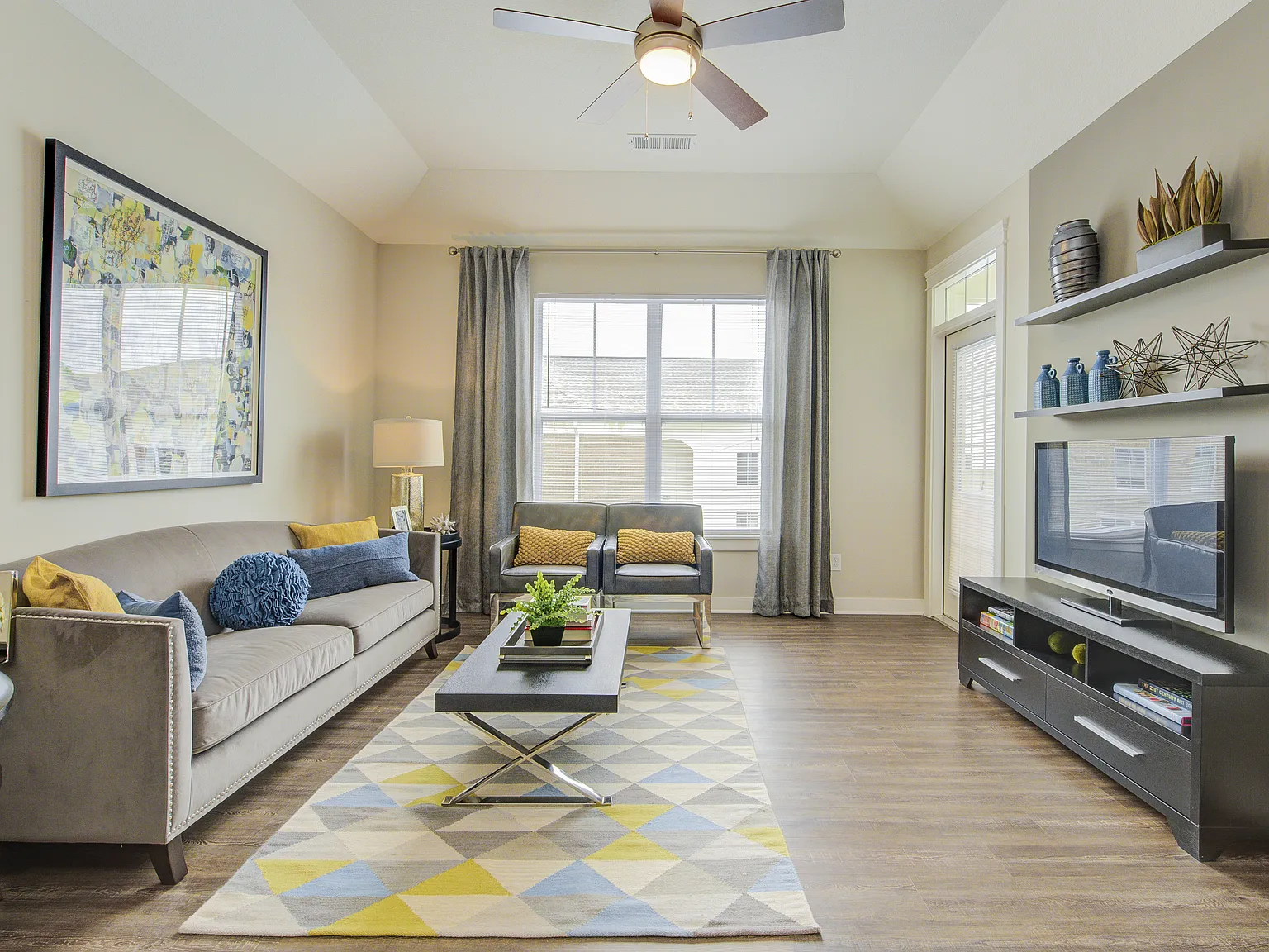 Highpointe on Meridian — Photo 3