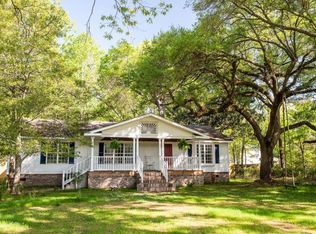 1904 Woodland Rd, Charleston, SC 29414