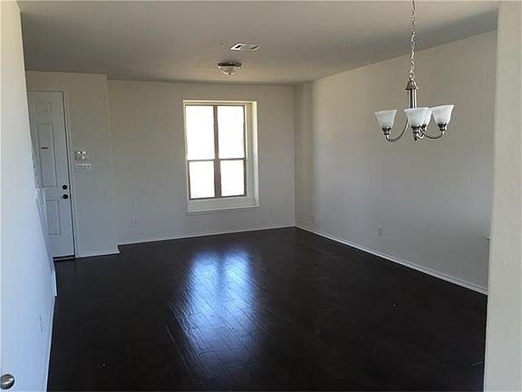 3rd image of 280 Bowie Dr