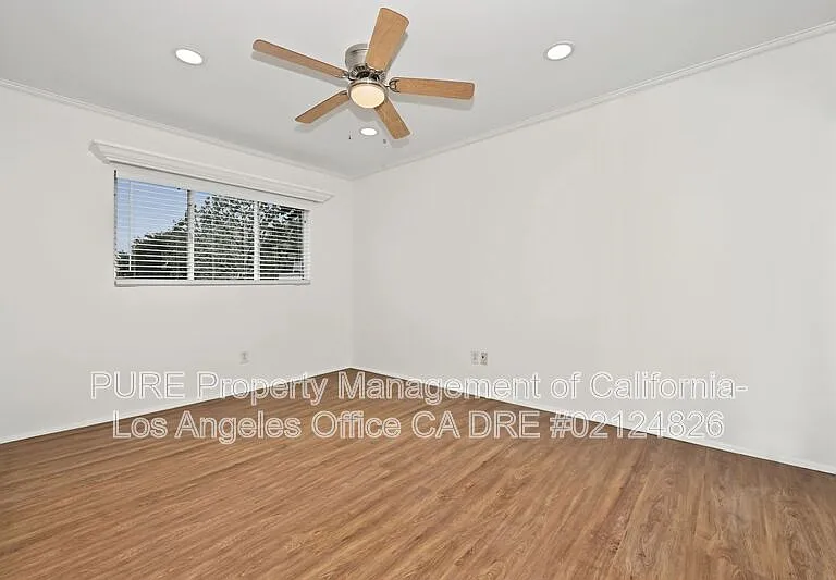 1527 Harvard St #5 — Photo 11
