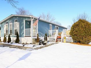 215 N Pond Dr, Mount Laurel, NJ 08054