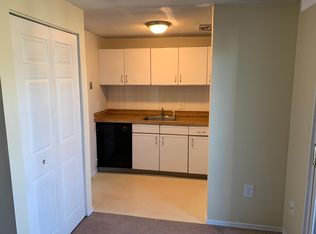 68 Burgundy Hill Ln #68, Middletown, CT 06457