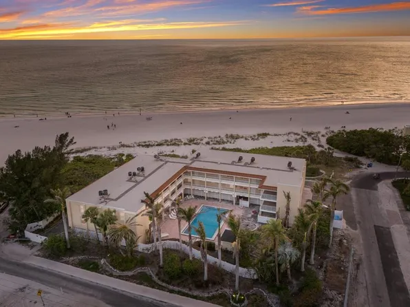 4200 Gulf Dr APT 104, Holmes Beach, FL 34217