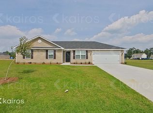 202 Redwood Ct, Springfield, GA 31329