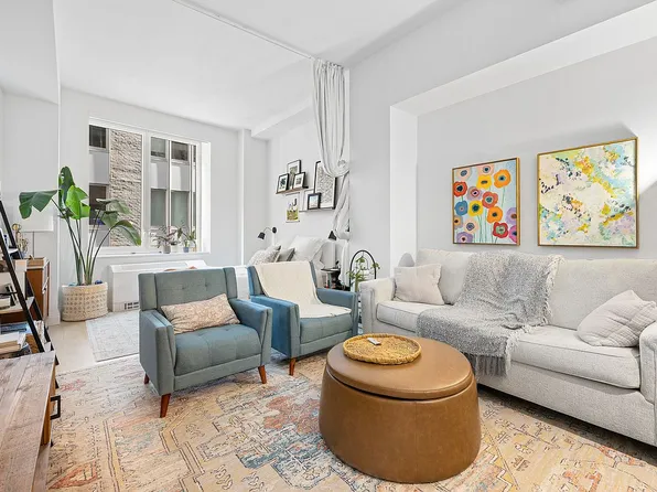 1 Wall St APT 718, New York, NY 10005