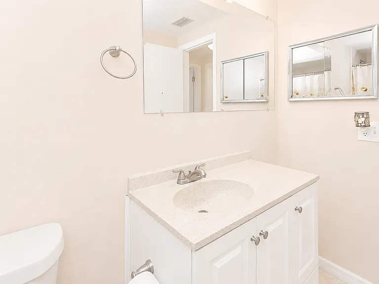 10801 Oldham Rd — Photo 13
