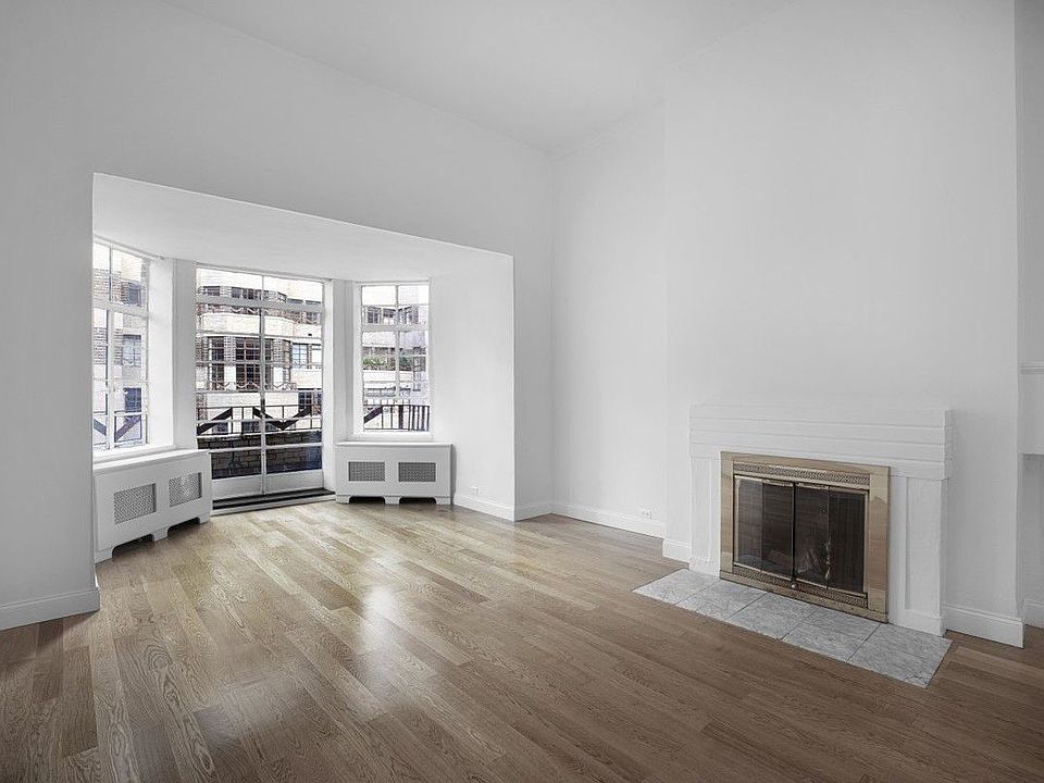 1st image of 307 E 44th St APT 1610