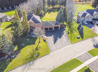 25 Giles Rd, Caledon, ON L7K0B6